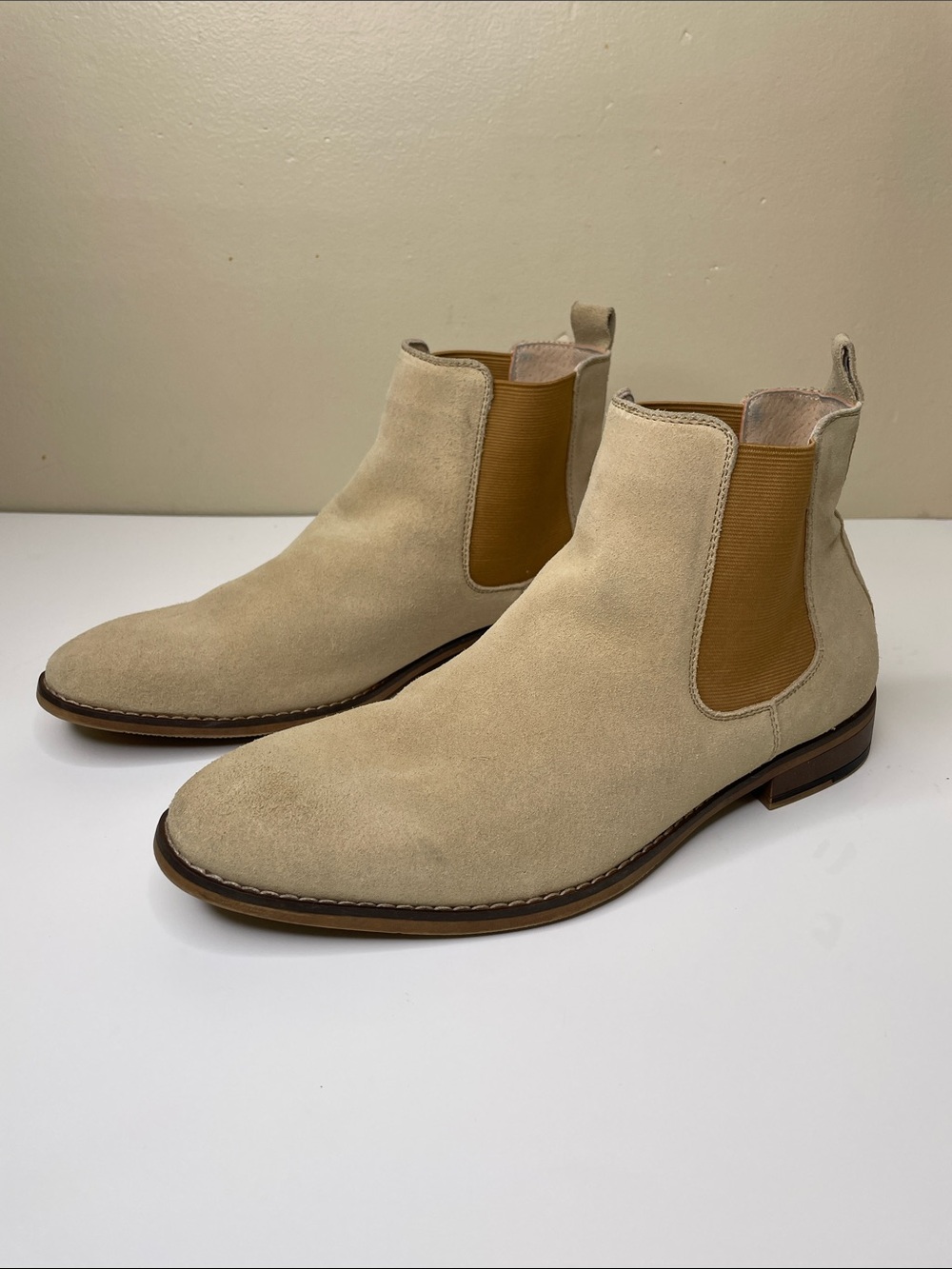 CESTFINI Men’s Suede  Camel Slip-On Dapper Clean Lined Chelsea Ankle Boot 9